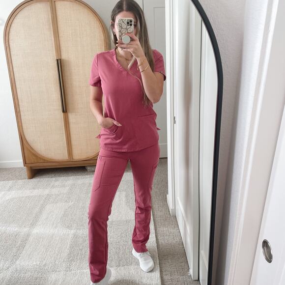 FIGS Pink Quartz Casma Three Pocket Scrub Top - Picture 9 of 10